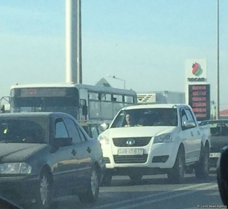 Bakıda qəza olub, tıxac yaranıb - FOTO