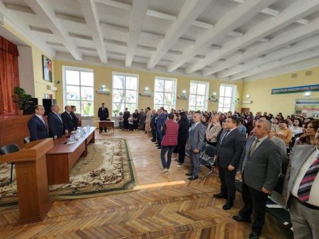Əziz Əzizov RİHB-nin müavinləri, şöbə müdirləri, dövlət orqanlarının yerli idarələrinin və xidmət sahələrinin rəhbərləri iştirak etmişlər