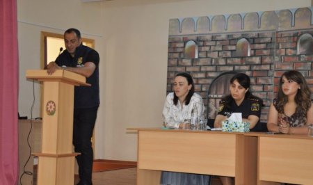 Abşeron rayonu Ceyranbatan qəsəbəsi 1 saylı tam orta məktəbin şagirdləri “Narkotiklərə yox” deyir