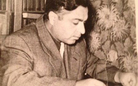Bir mahnının tarixçəsi: Şairin sevgisi, xarab olan qatar, ölümdən sonra gerçəkləşən arzu - FOTO Bir mahnının tarixçəsi: Şairin sevgisi, xarab olan qatar, ölümdən sonra gerçəkləşən arzu - FOTO