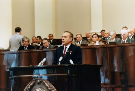 Əli Həsənov: “Heydər Əliyev İli”; mənəvi və sosial tələb … Əli Həsənov: “Heydər Əliyev İli”; mənəvi və sosial tələb …