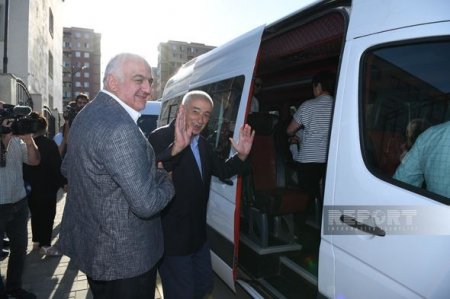 Daha 15 ailə Laçın şəhərinə yola salınıb - FOTO