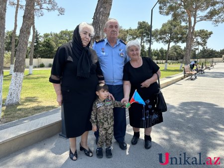 3 yaşlı Polad Həşimov... - Fotolar