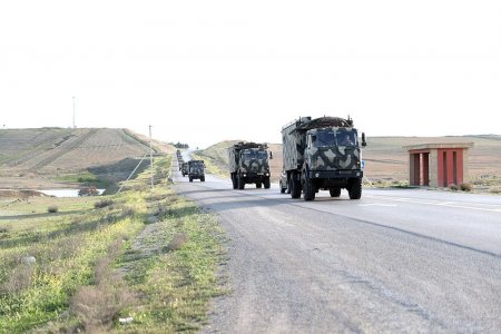 Azərbaycan Ordusunda komanda-qərargah təlimləri keçirilir, Zakir Həsənov prosesi izləyib